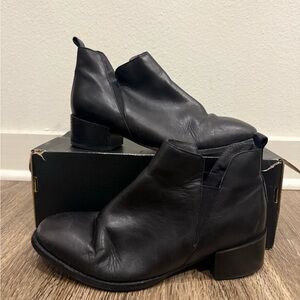Seychelles Anthropologie Women’s Black Ankle Boots 9